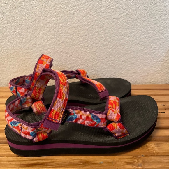 Teva Sandals - Picture 3 of 7